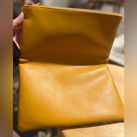 Rachel Pally Zahara Orange Vegan Leather Reversible Fold Over Clutch Bag NWOT - Picture 5 of 11
